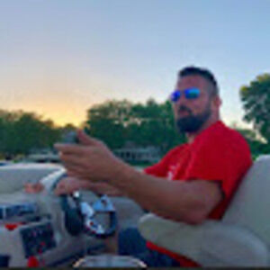 Meet your Posher, Jason